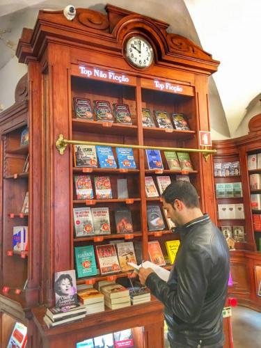 Bookshelf in Bertrand's